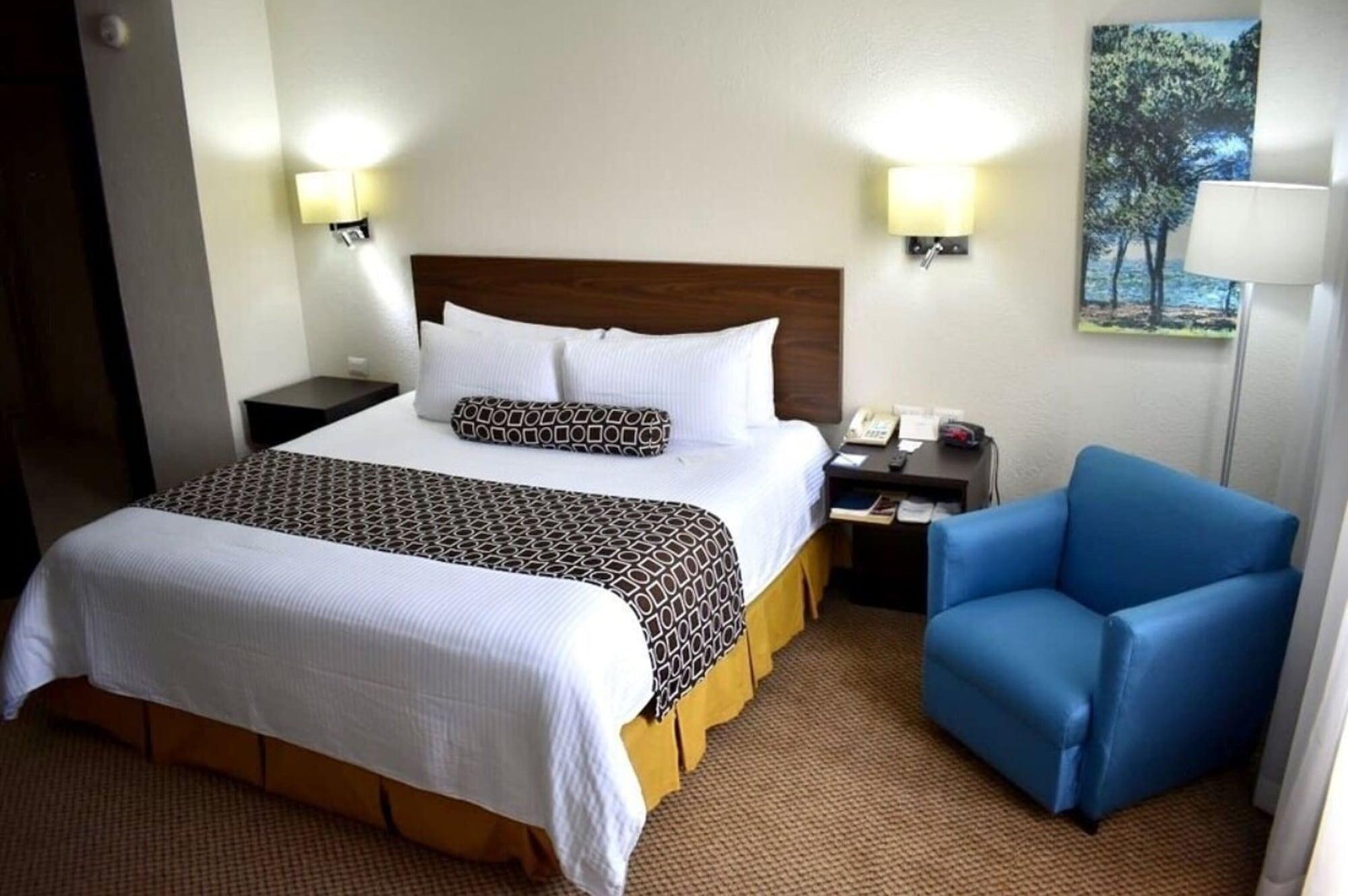 วินด์แฮม เอกเซกูติโบ กูเลียกัน Hotel คูเลียคัน ภายนอก รูปภาพ