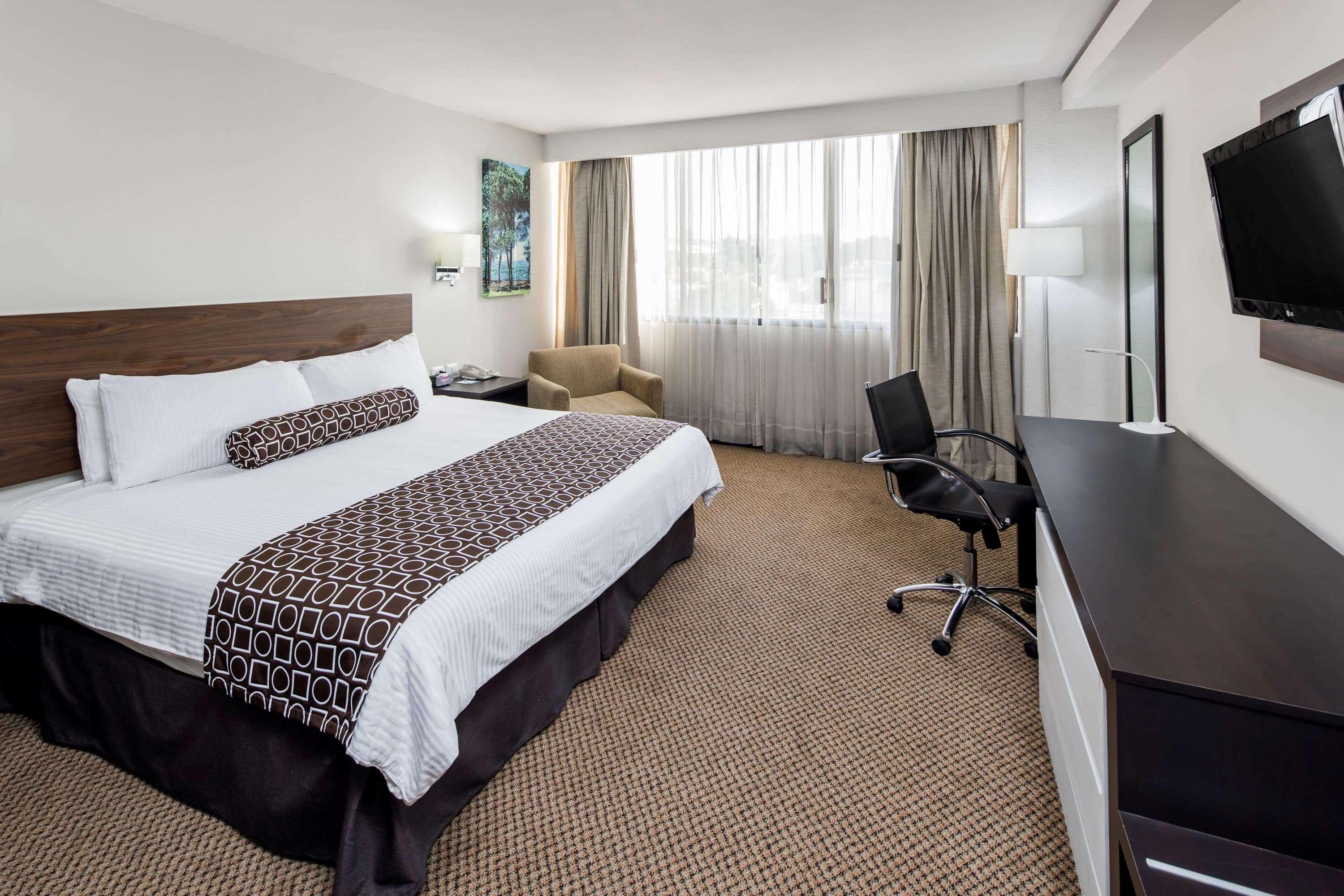 วินด์แฮม เอกเซกูติโบ กูเลียกัน Hotel คูเลียคัน ภายนอก รูปภาพ